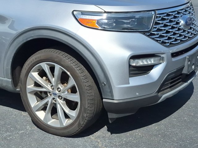 Certified 2021 Ford Explorer Platinum w/ Equipment Group 601A AWD/4WD image 10