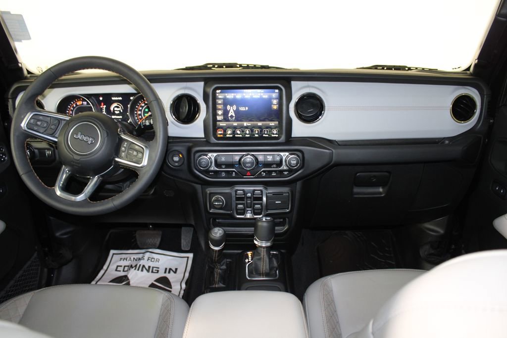 Used 2023 Jeep Wrangler Altitude image 13