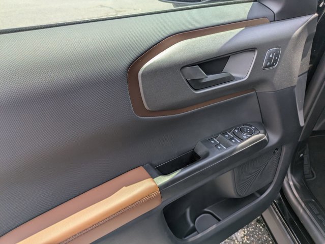 Certified 2025 Ford Bronco Sport Outer Banks w/ Outer Banks Tech Package+ image 13