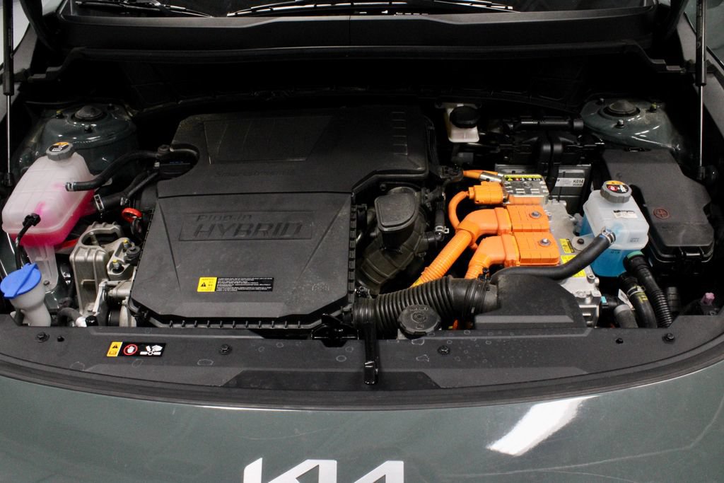 Used 2023 Kia Niro EX w/ EX Cold Weather Package FWD image 16