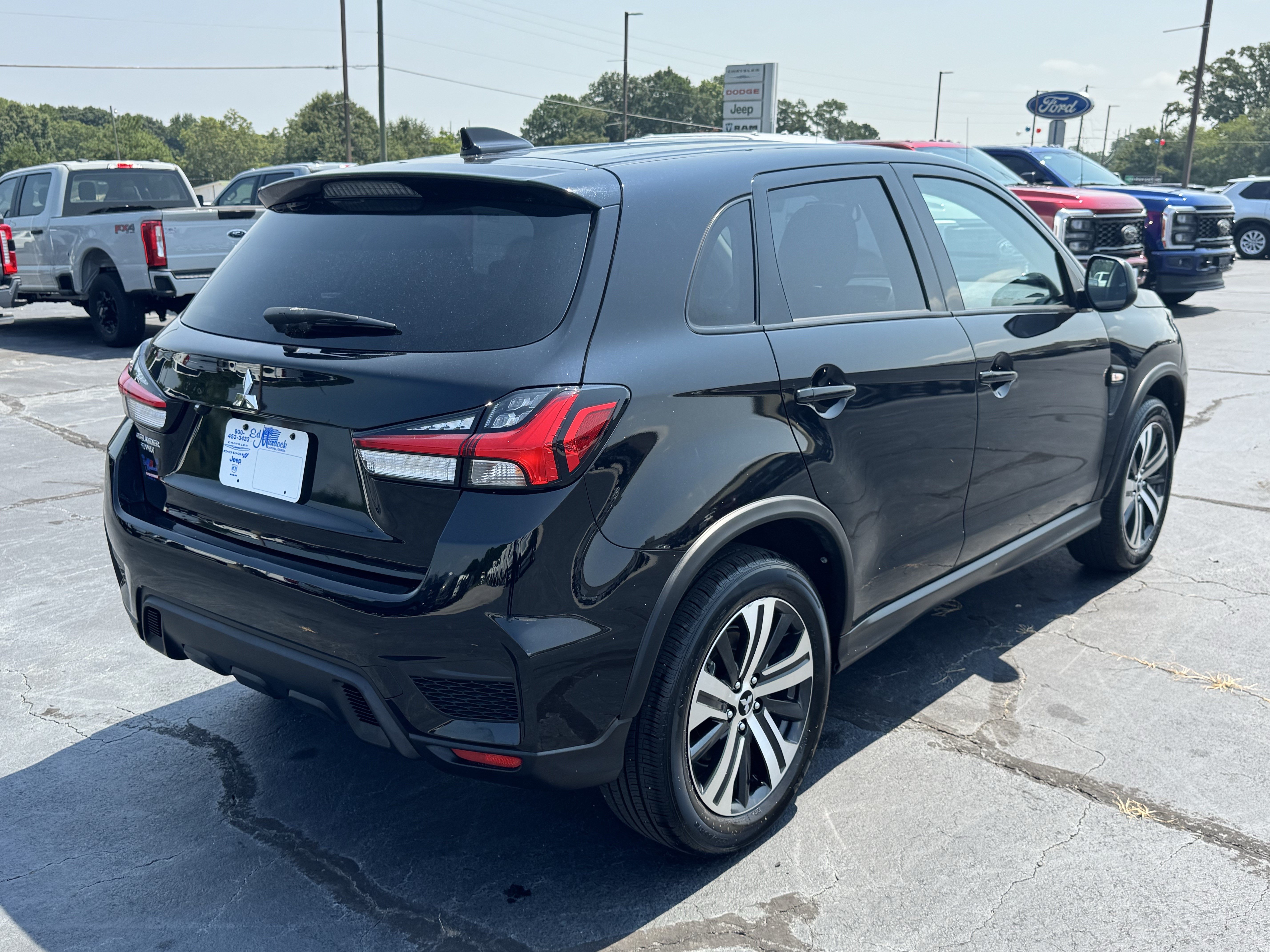 Used 2025 Mitsubishi Outlander Sport AWD image 5