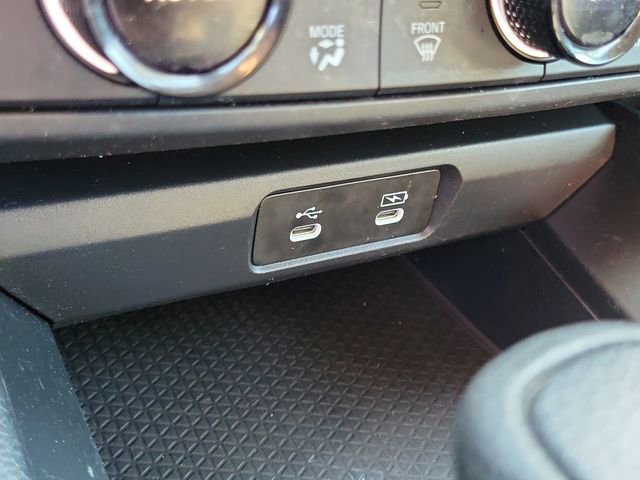 Used 2025 Honda Accord SE image 11