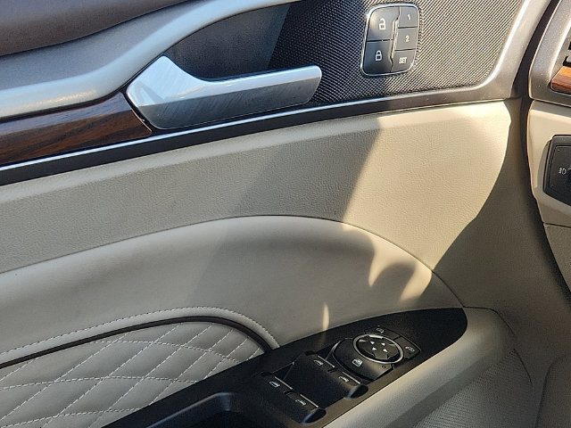 Certified 2018 Ford Fusion Platinum AWD/4WD image 11