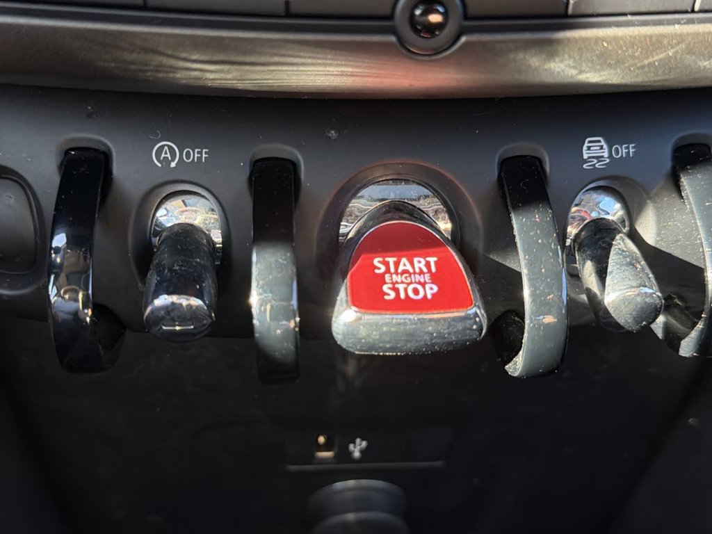 Used 2024 MINI Cooper Countryman S FWD image 19