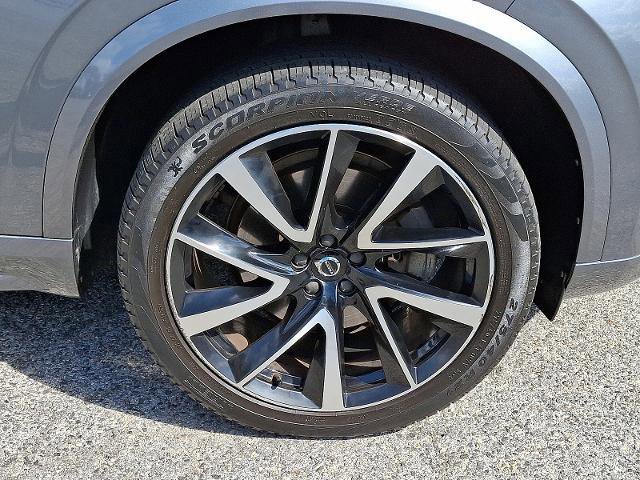 Used 2020 Volvo XC90 T6 Momentum w/ Protection Package Premier image 8