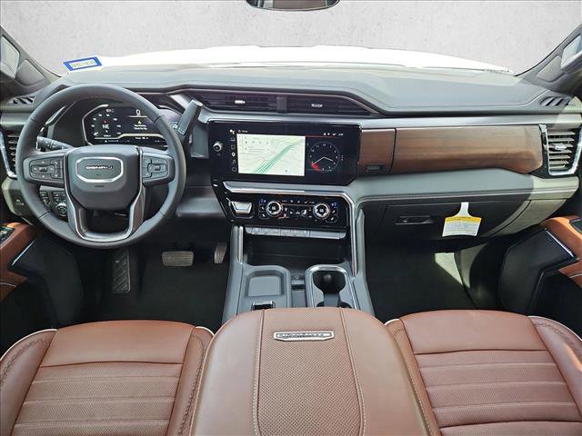 Used 2024 GMC Sierra 3500 Denali Ultimate image 18