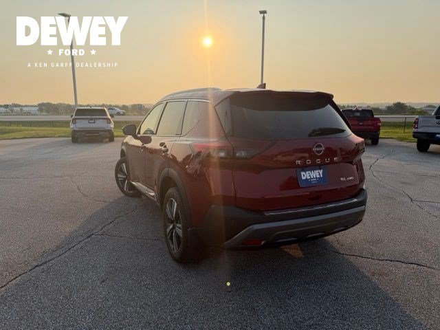 Used 2023 Nissan Rogue SL AWD/4WD image 11
