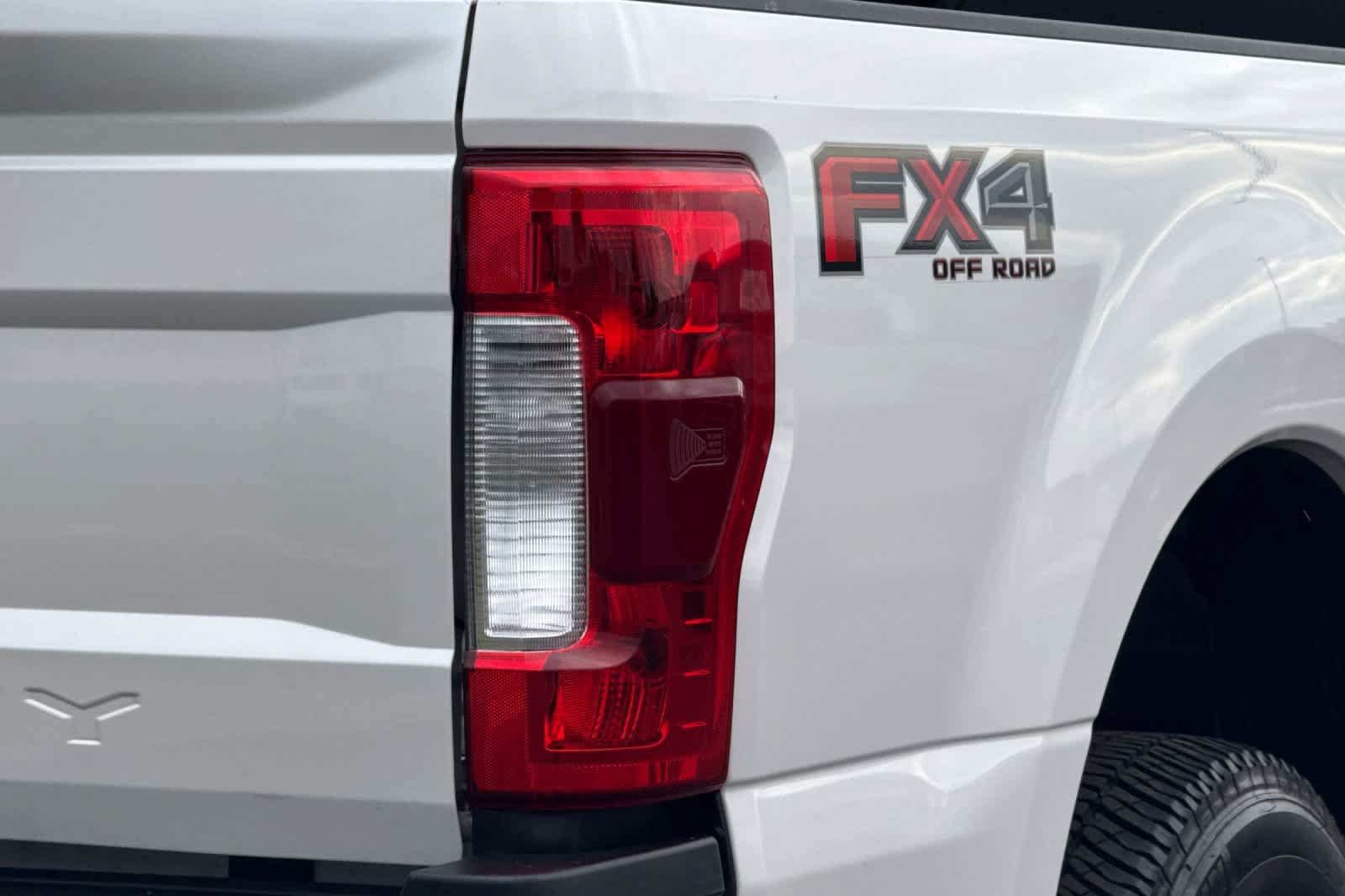 Certified 2019 Ford F350 Lariat AWD/4WD image 25