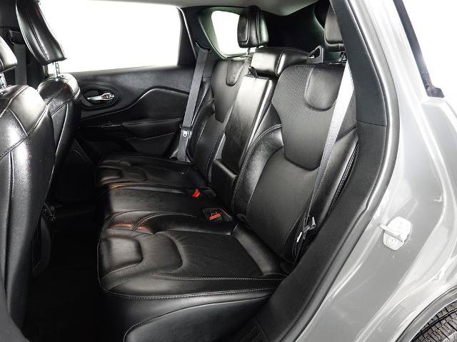 Used 2023 Jeep Cherokee Altitude Lux AWD/4WD image 15