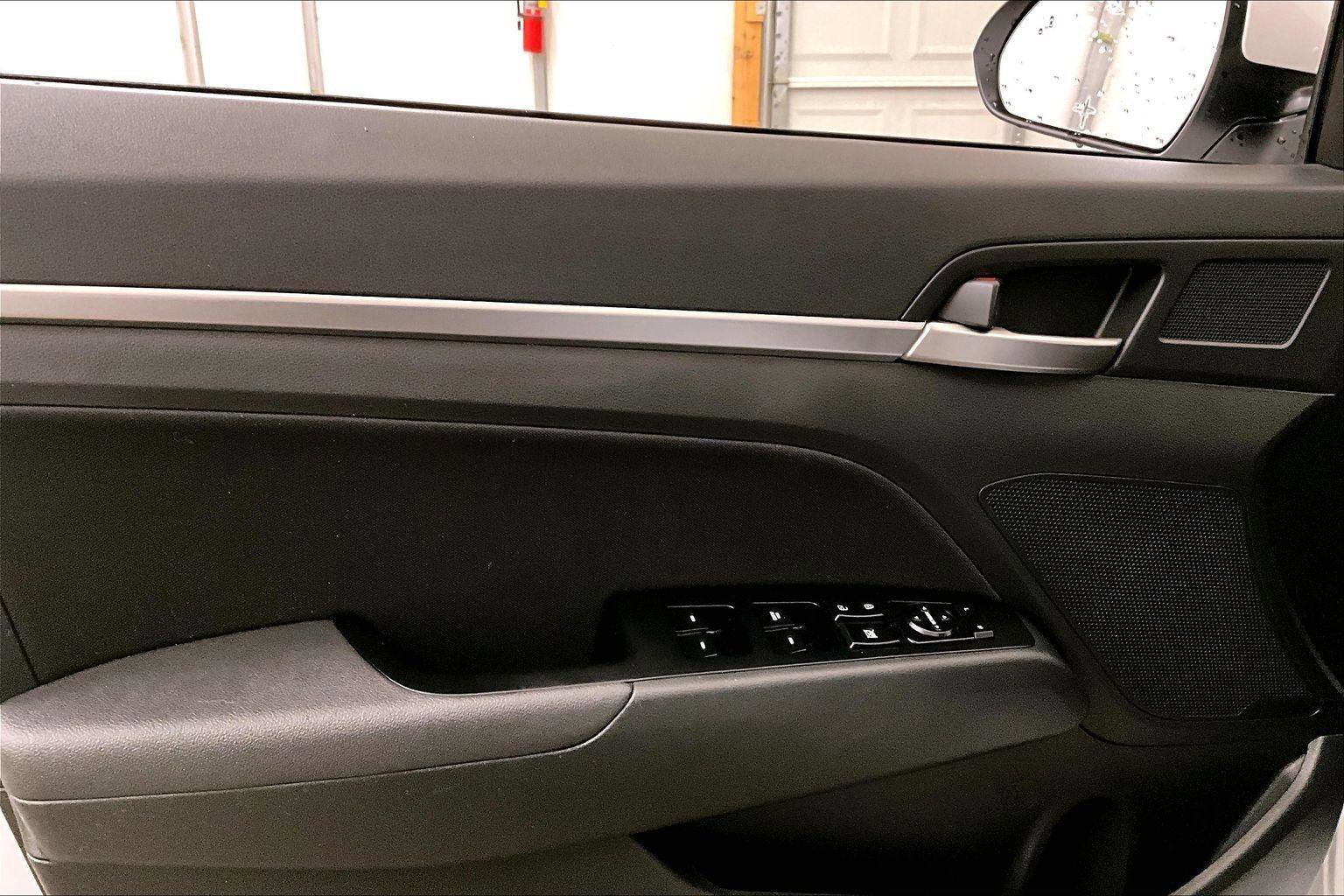 Used 2019 Hyundai Elantra Value Edition w/ Cargo Package image 22