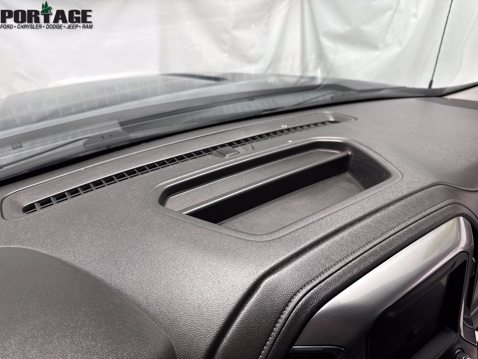 Used 2020 Chevrolet Silverado 1500 LT w/ All-Star Edition AWD/4WD image 20