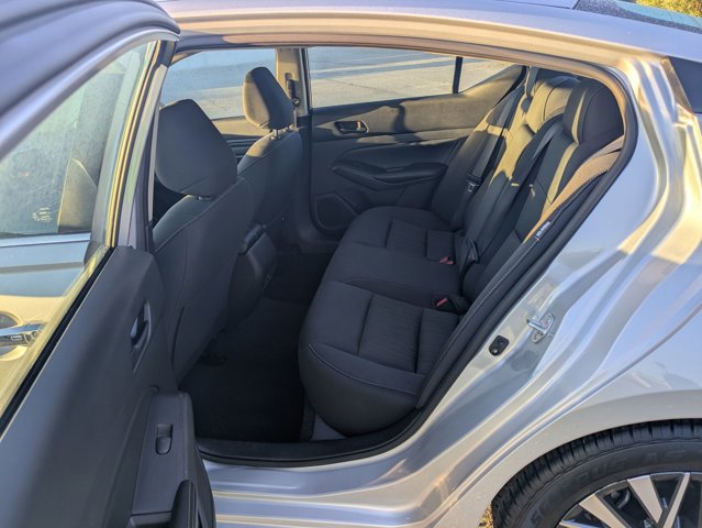 Used 2024 Nissan Altima 2.5 SV image 27