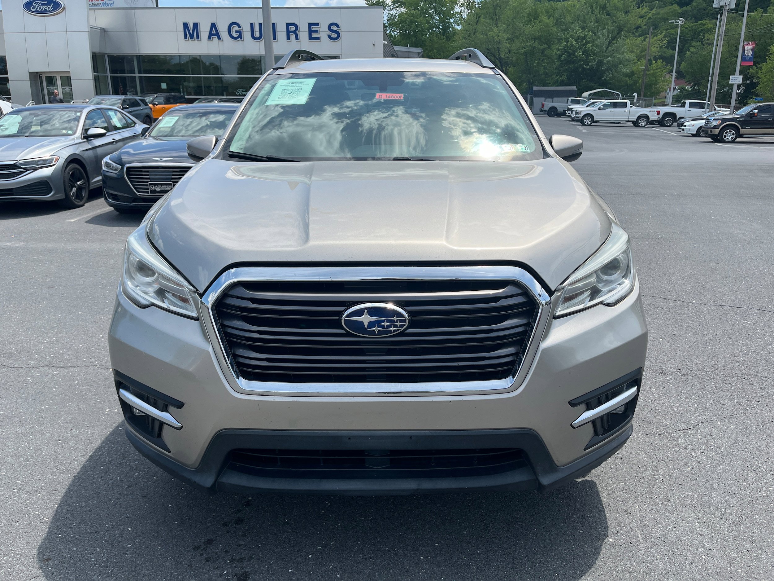 Used 2019 Subaru Ascent Limited AWD/4WD image 2
