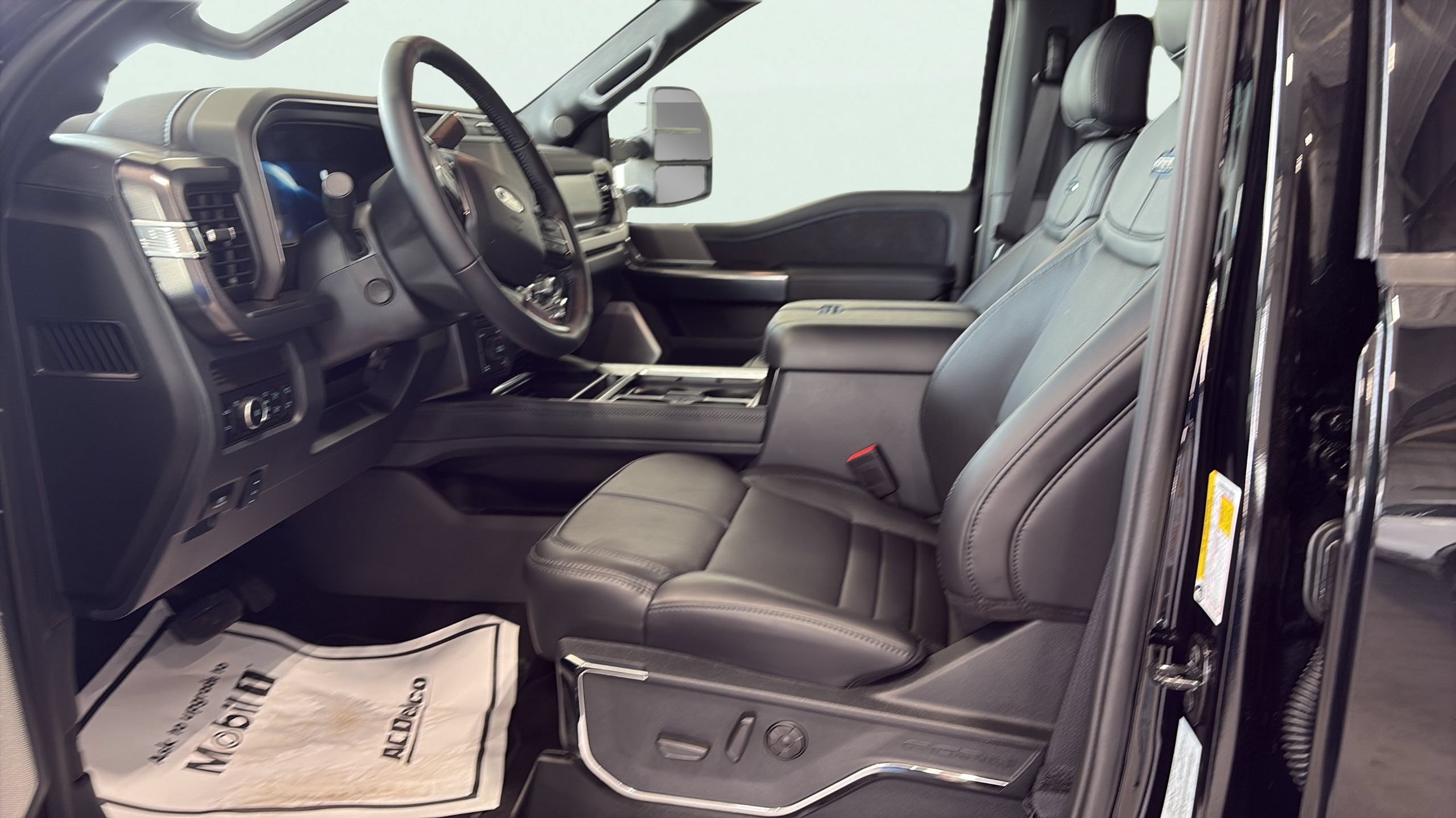Certified 2026 Ford F250 Platinum AWD/4WD image 11