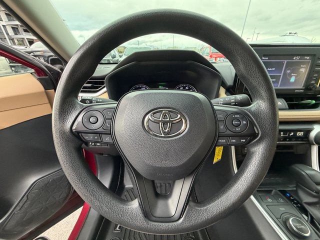 Used 2020 Toyota RAV4 LE w/ Carpet Mat Package AWD/4WD image 9