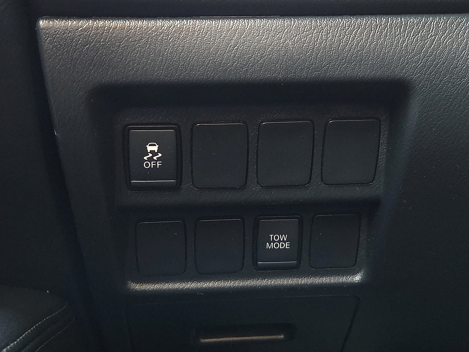 Used 2018 Nissan Pathfinder S FWD image 19