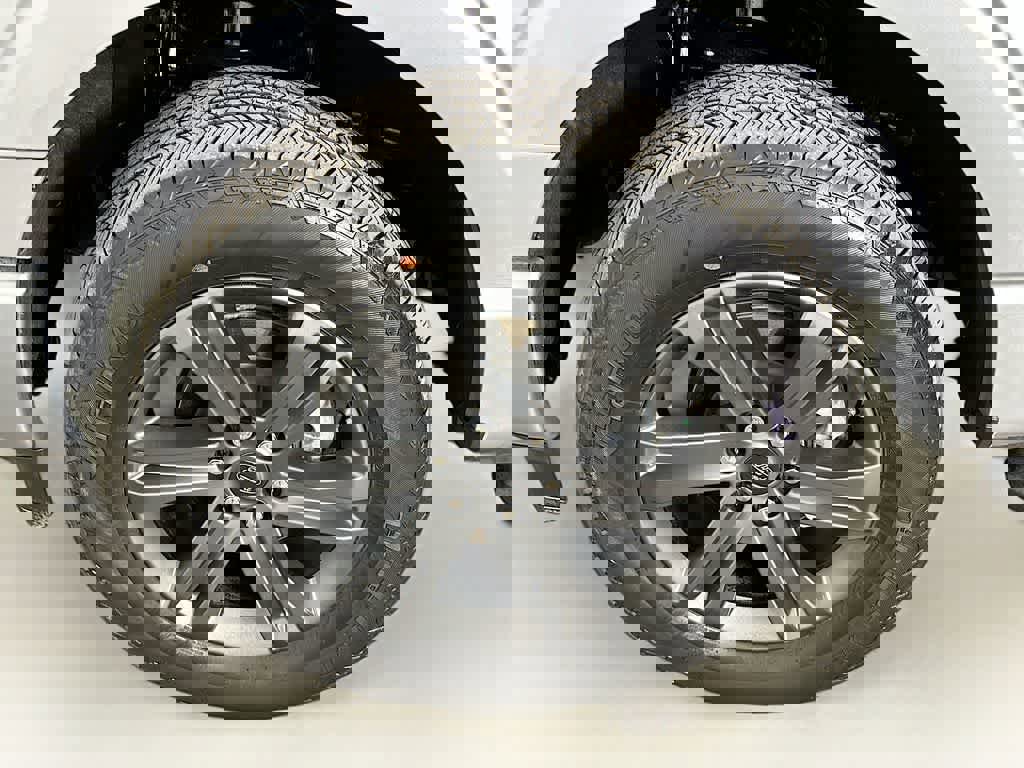 Certified 2023 Ford F150 XLT w/ Equipment Group 302A High image 11