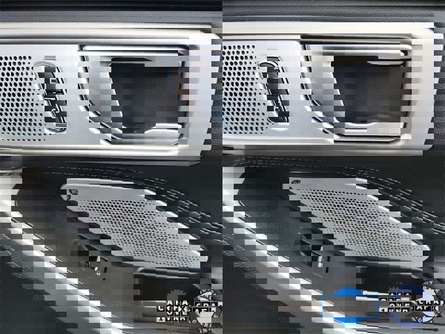 Certified 2023 Ford Explorer Limited w/ Limited Technology Package image 36