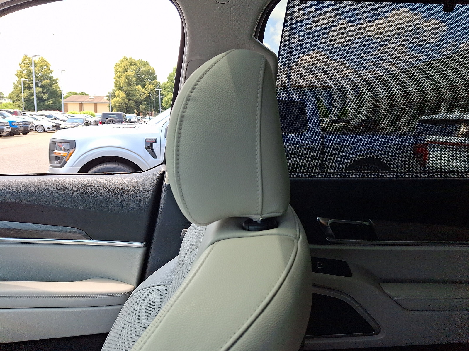 Used 2021 Kia Telluride EX AWD/4WD image 16
