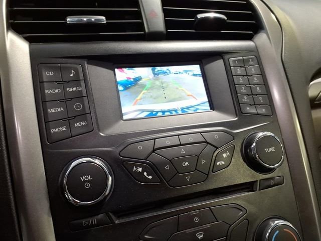 Certified 2017 Ford Fusion SE FWD image 17
