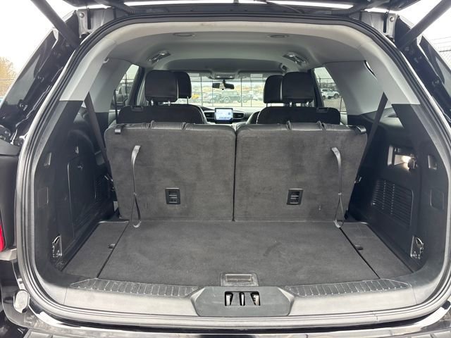 Certified 2022 Ford Explorer XLT w/ Equipment Group 202A image 12