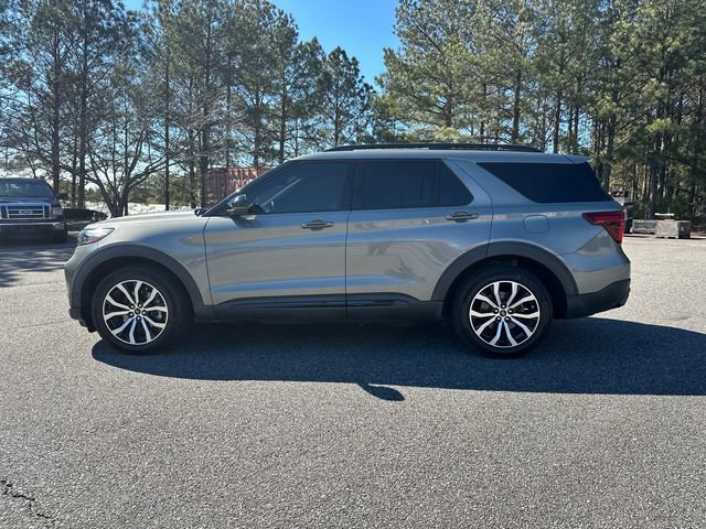 Certified 2020 Ford Explorer ST w/ Premium Technology Package image 2