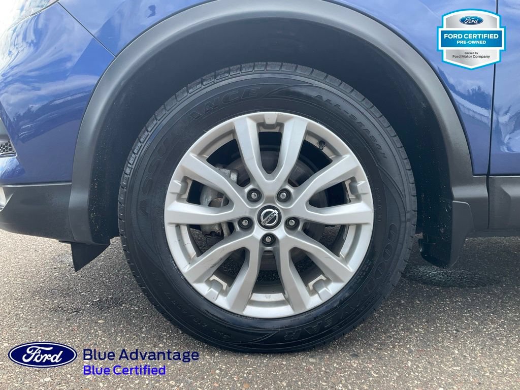 Used 2022 Nissan Rogue Sport SV AWD/4WD image 29