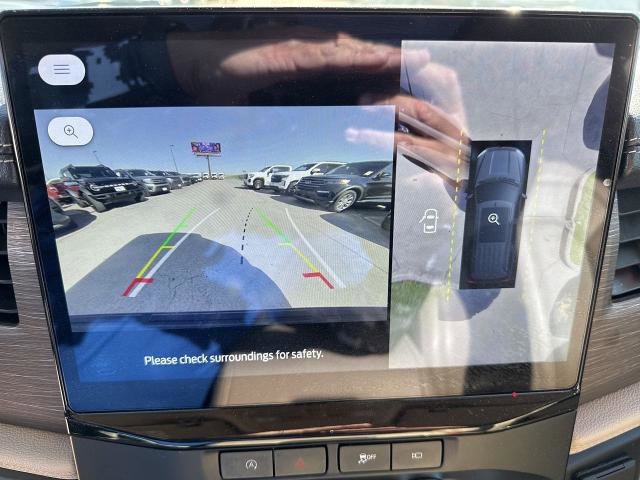 Certified 2024 Ford Expedition Limited image 28