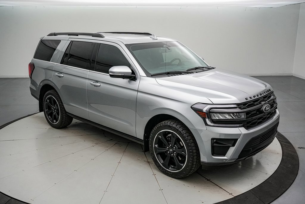 Certified 2024 Ford Expedition Limited image 8