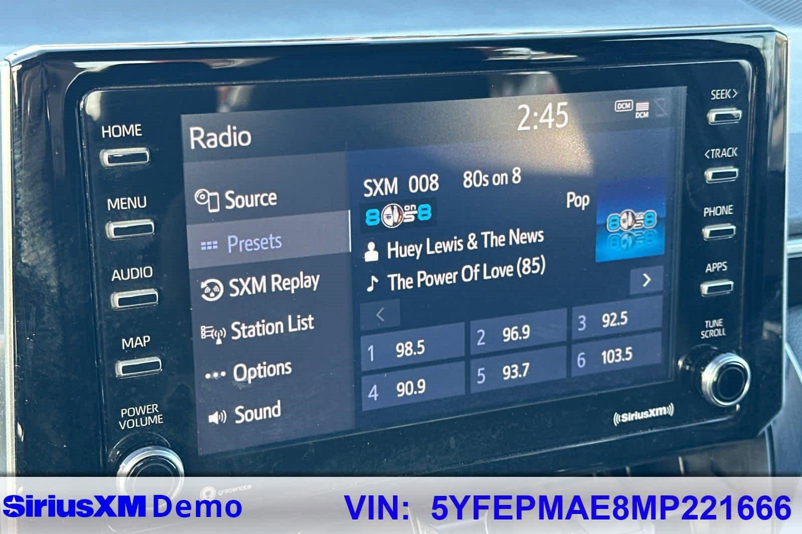 Used 2021 Toyota Corolla LE image 27