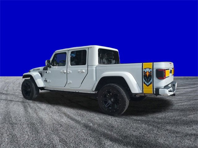 Used 2023 Jeep Gladiator Overland image 3