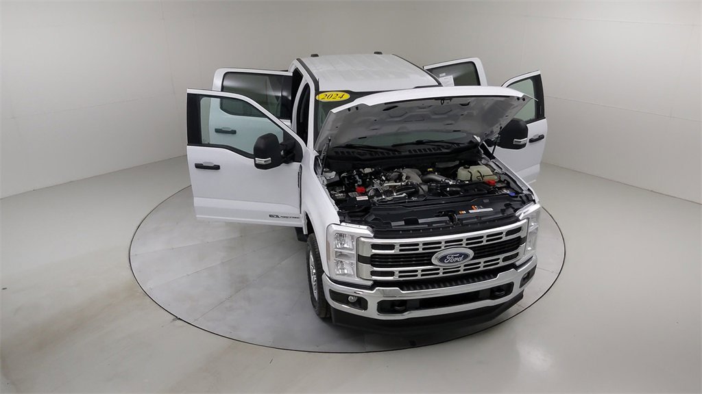 Certified 2024 Ford F250 XLT image 45