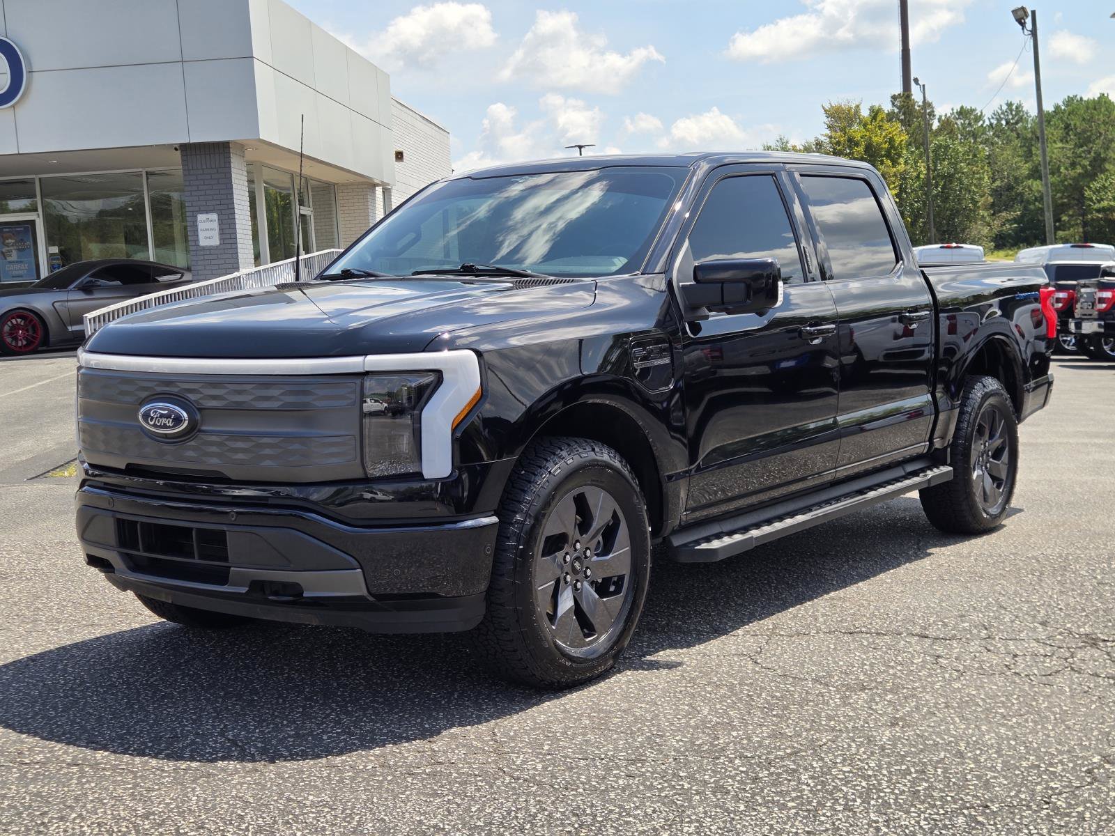 Certified 2023 Ford F150 Lightning Lariat w/ Equipment Group 511A High