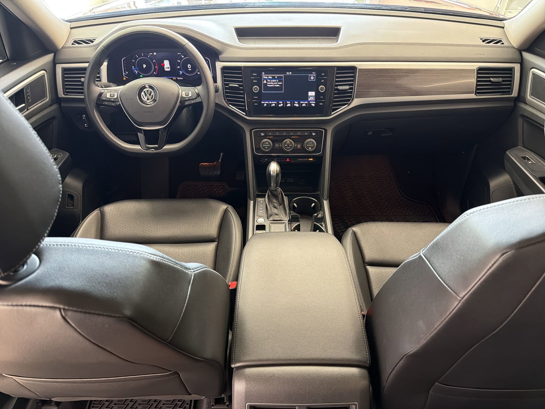 Used 2019 Volkswagen Atlas SEL FWD image 15