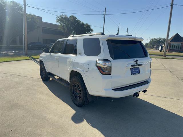 Used 2021 Toyota 4Runner SR5 Premium w/ Moonroof Package AWD/4WD image 5