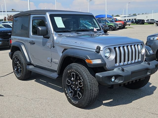 Used 2018 Jeep Wrangler Sport AWD/4WD image 7