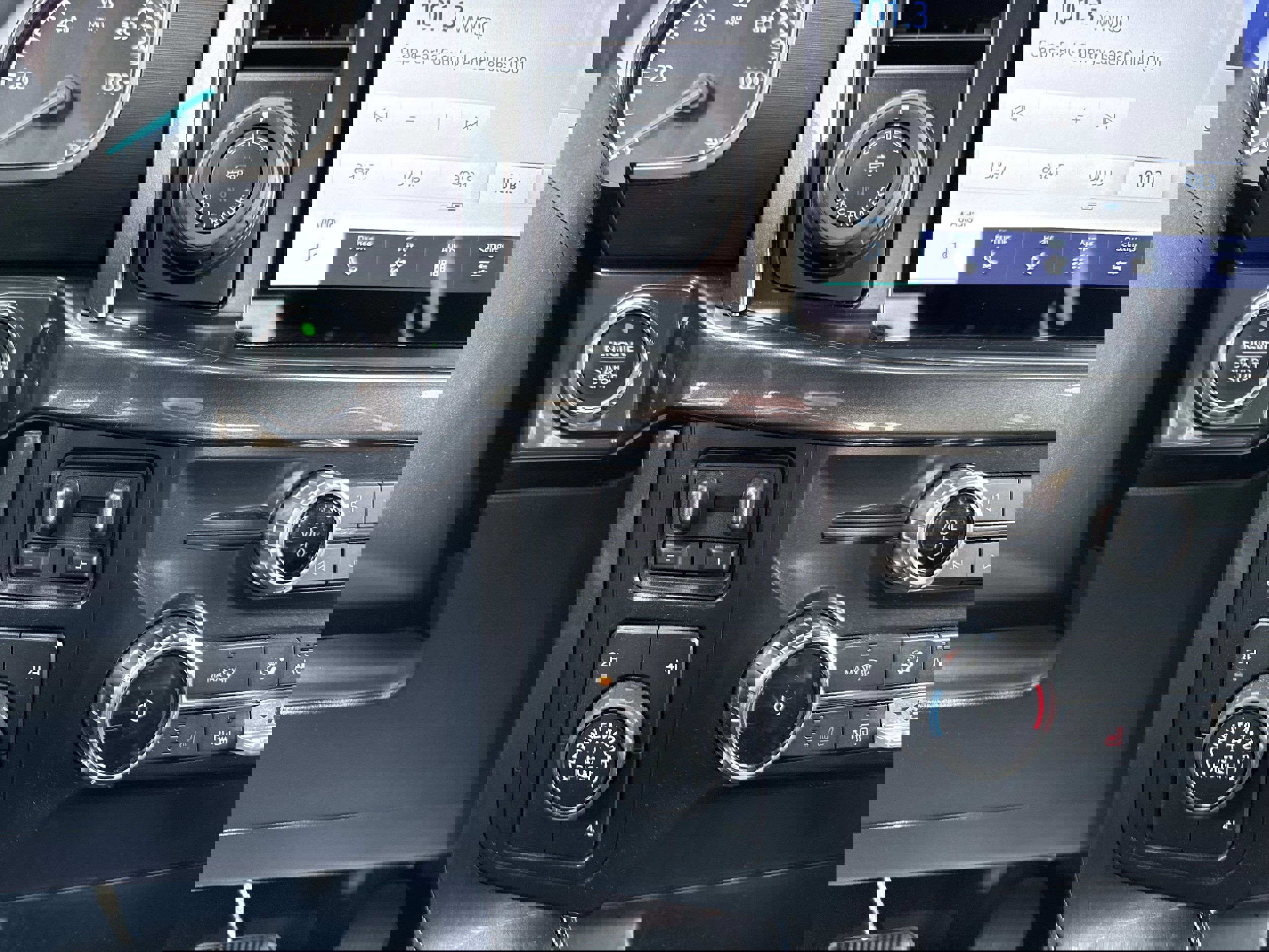 Certified 2022 Ford F150 XLT w/ Equipment Group 302A High image 24