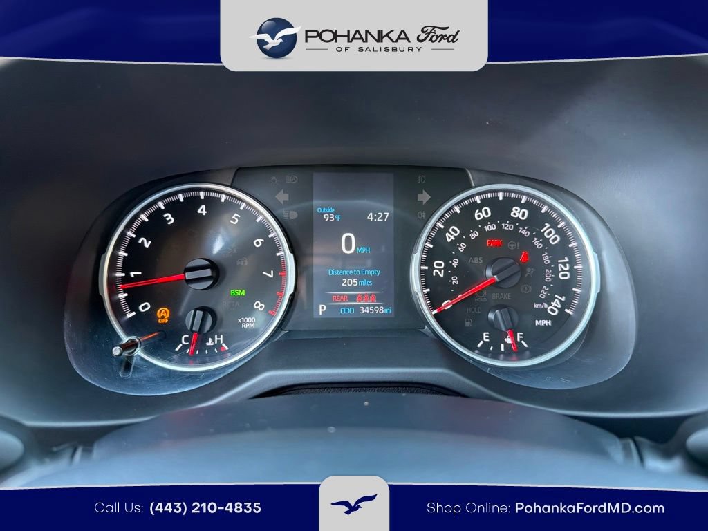 Used 2022 Toyota RAV4 XLE Premium AWD/4WD image 9