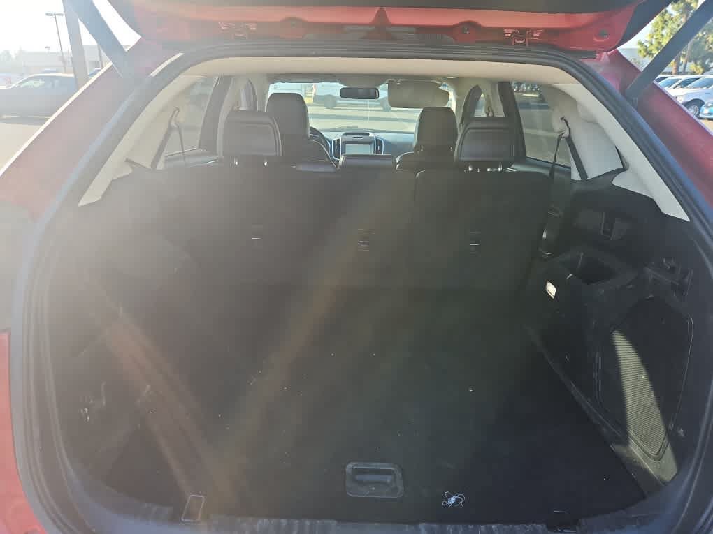 Certified 2020 Ford Edge Titanium FWD image 8