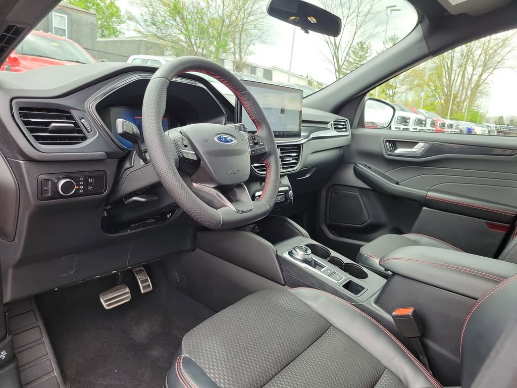 Certified 2023 Ford Escape ST-Line w/ Tech Pack #1 AWD/4WD image 20