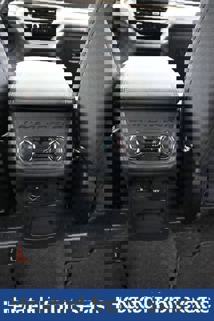 Certified 2025 Ford Explorer Active AWD/4WD image 19