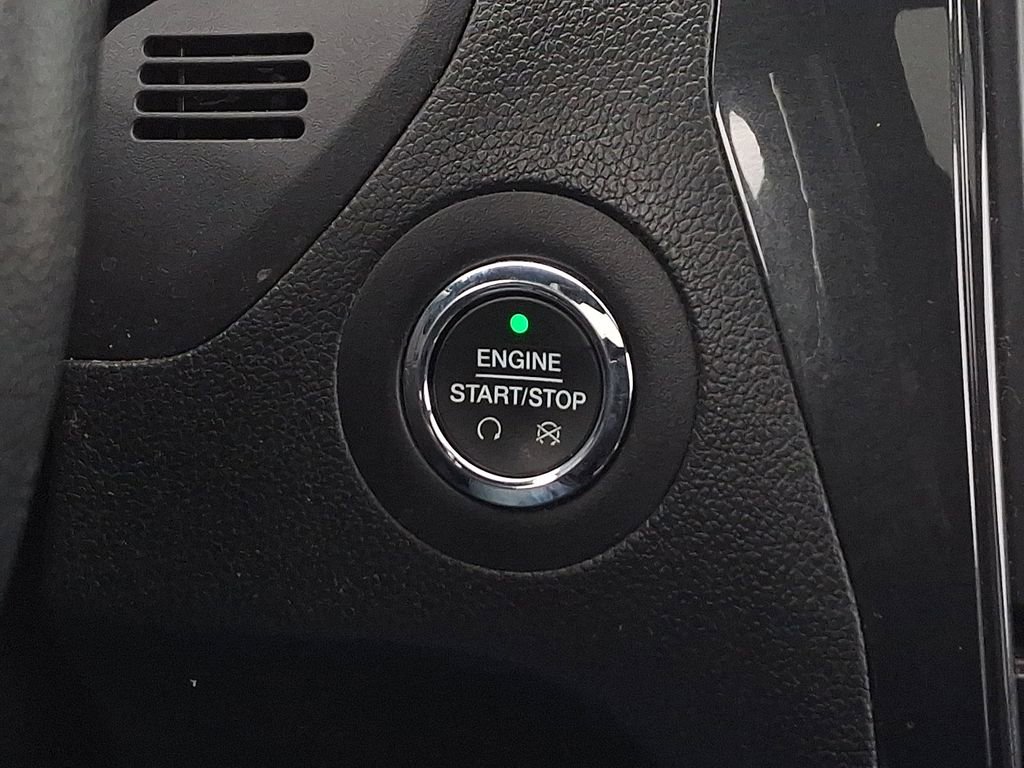 Certified 2017 Ford Explorer XLT w/ Equipment Group 202A image 25