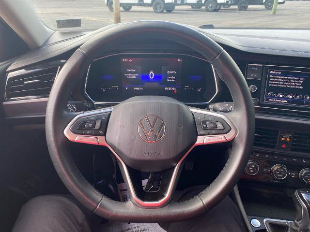 Used 2022 Volkswagen Jetta SE FWD image 18