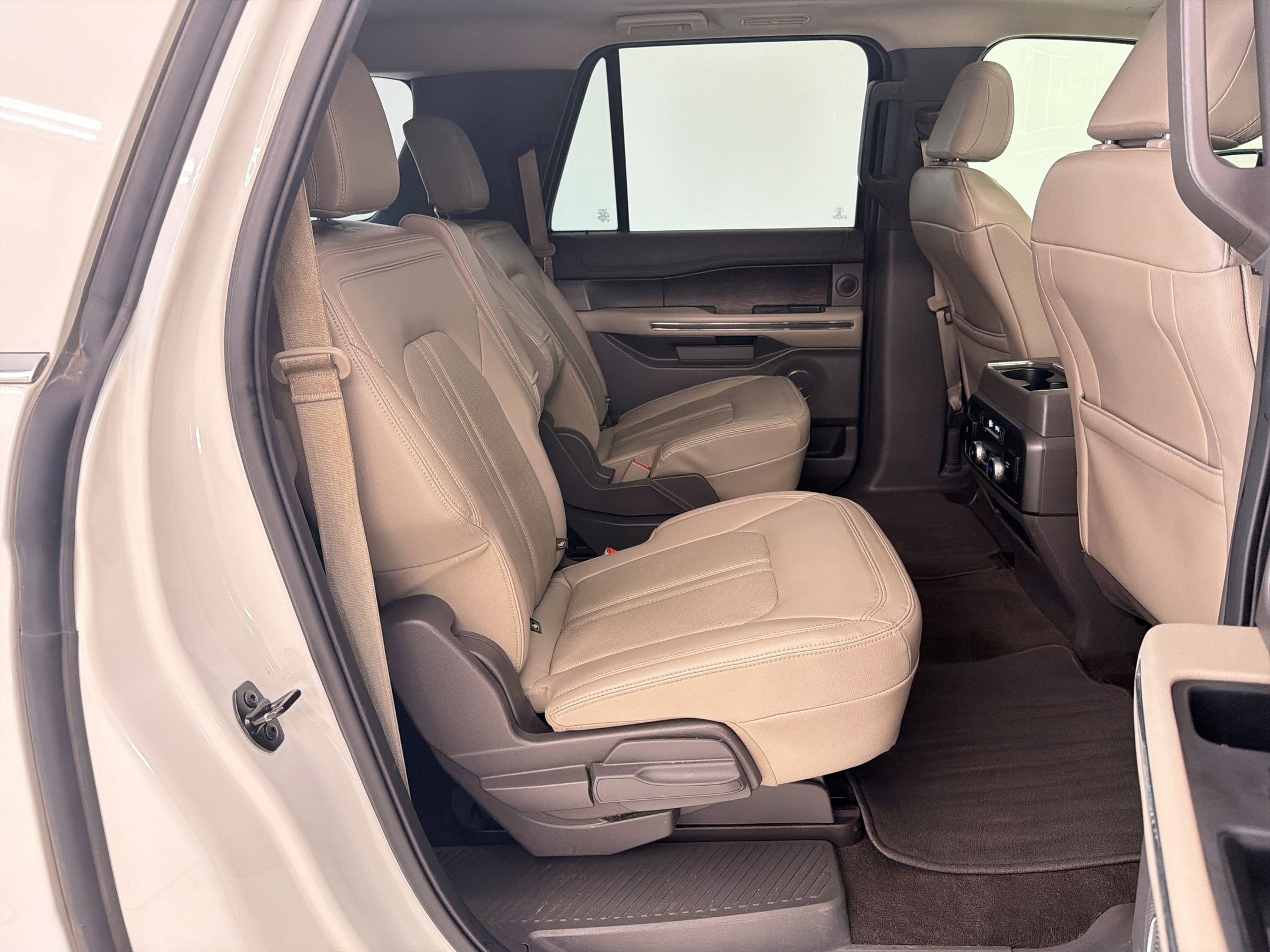 Certified 2021 Ford Expedition Max Limited image 28