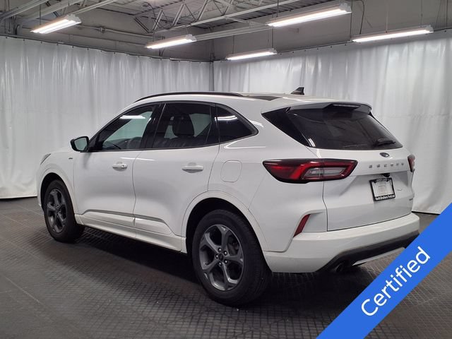 Certified 2023 Ford Escape ST-Line AWD/4WD image 2