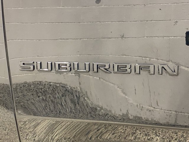 Used 2026 Chevrolet Suburban Z71 AWD/4WD image 30