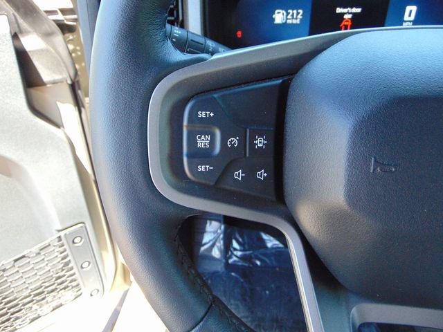 Certified 2025 Ford Bronco Badlands w/ Sasquatch Package AWD/4WD image 18