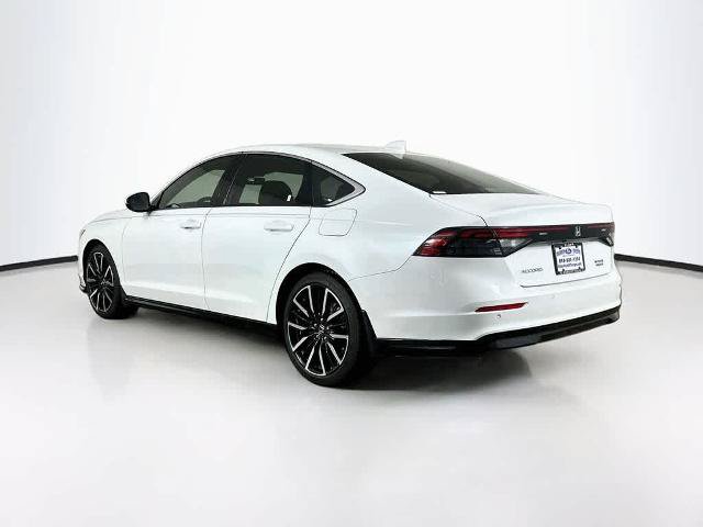 Used 2024 Honda Accord Touring image 4