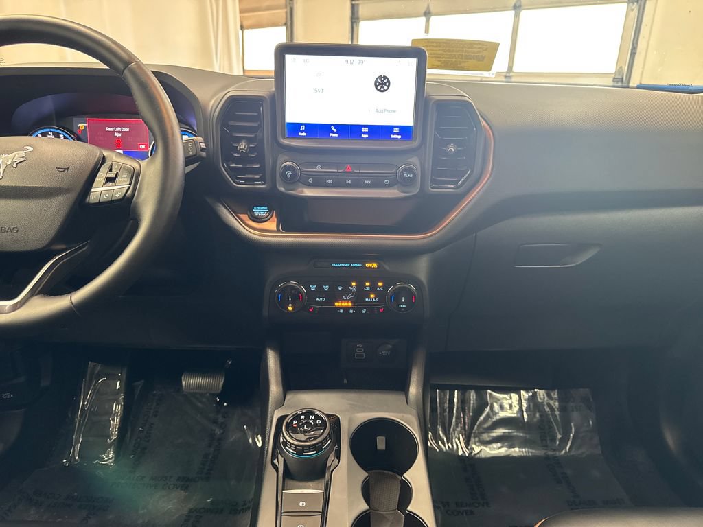 Certified 2024 Ford Bronco Sport Outer Banks w/ Tech Package AWD/4WD image 20