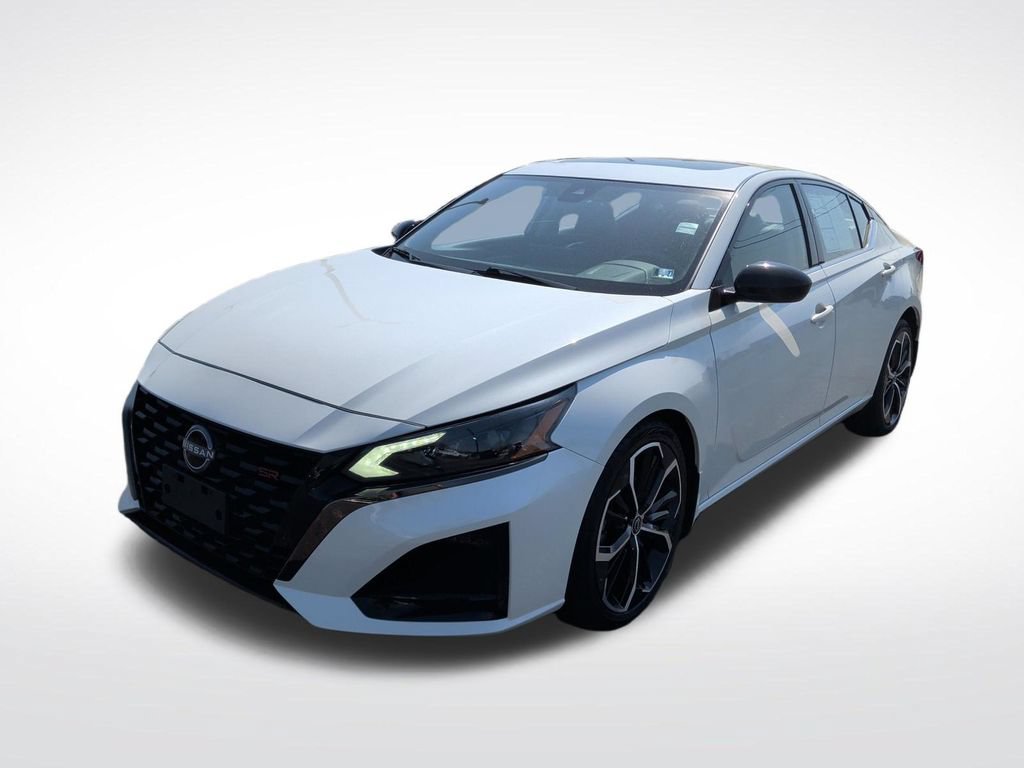 Used 2023 Nissan Altima 2.5 SR w/ SR Premium Package AWD/4WD video 3